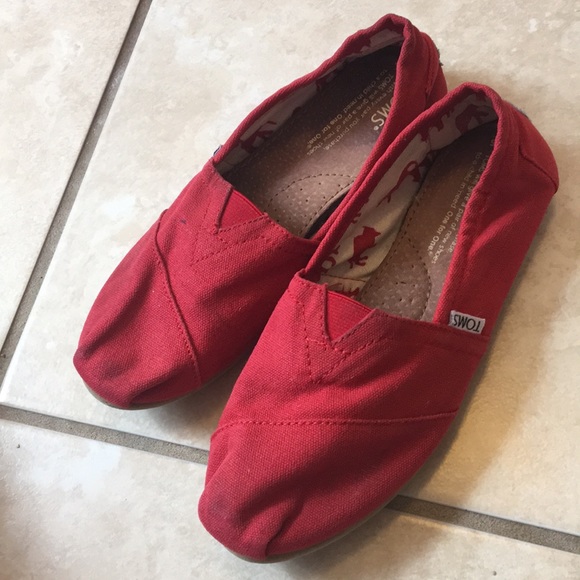 toms size 6.5